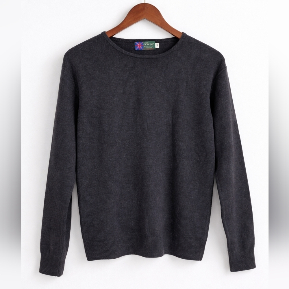 VINTAGE Tina Scottish Cashmere Casual Preppy Crewneck Sweater Size M.